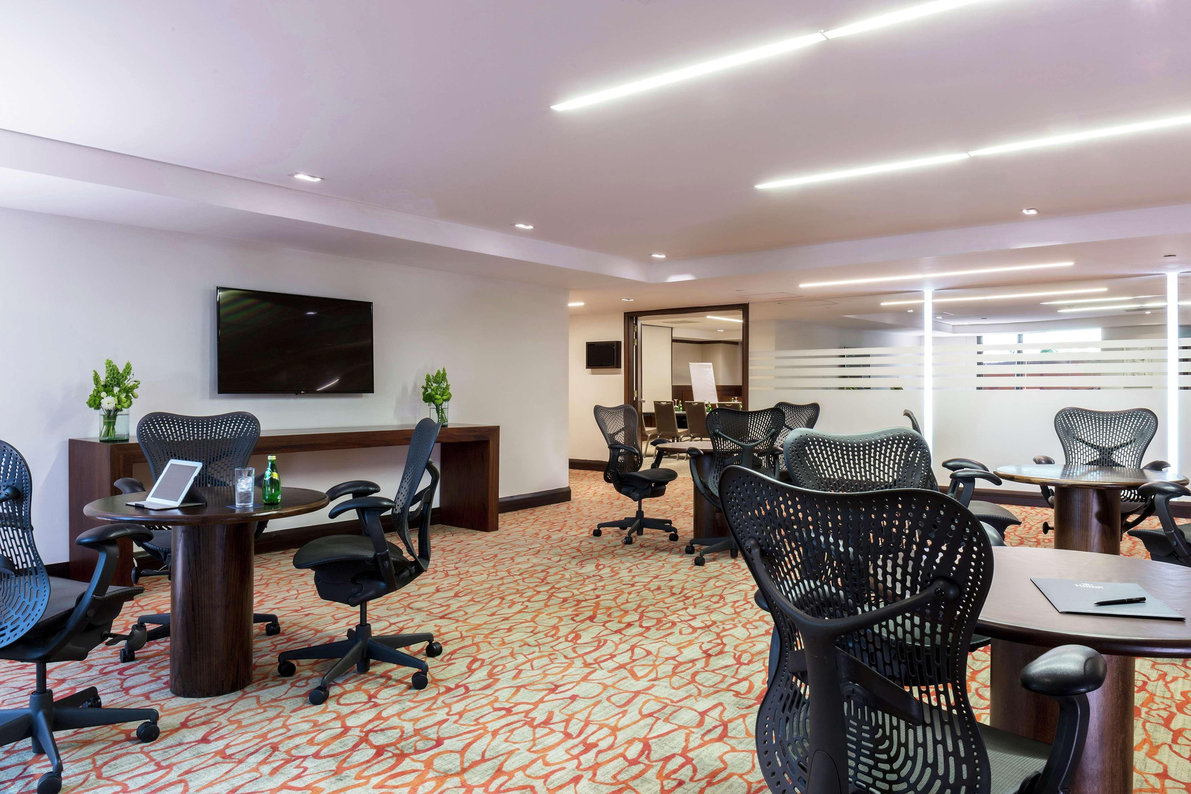 Barcelo Guadalajara Ξενοδοχείο Εξωτερικό φωτογραφία Business Center